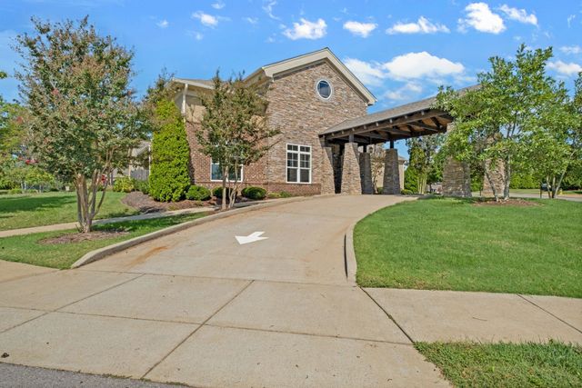 4973 Napoli Dr, Mount Juliet, TN 37122
