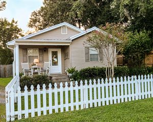 443 Bills Avenue, Ocean Springs, MS 39564