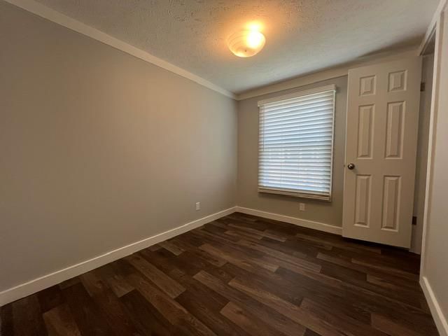 121 Sunflower RD, Dale, TX 78616