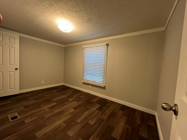 121 Sunflower RD, Dale, TX 78616