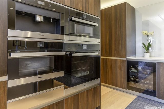 1118 Ala Moana Boulevard 1002, Honolulu, HI 96814