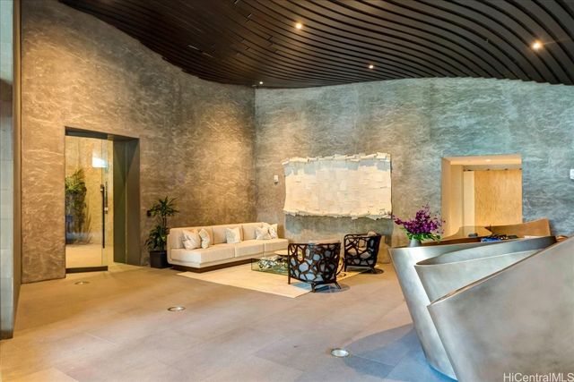 1118 Ala Moana Boulevard 1002, Honolulu, HI 96814