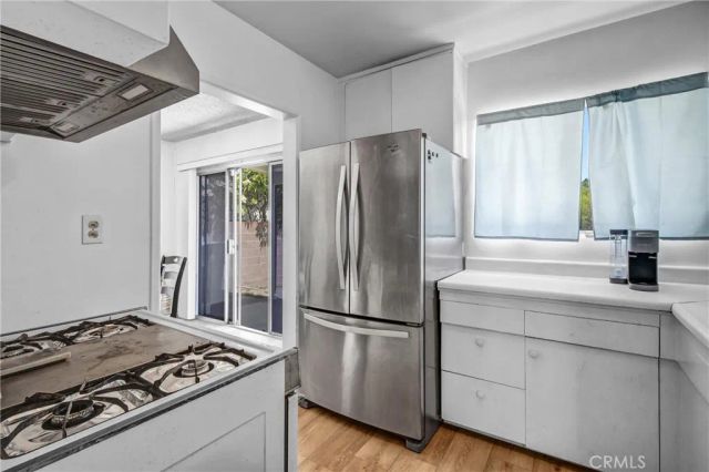 11046 Lull St., Sun Valley, CA 91352