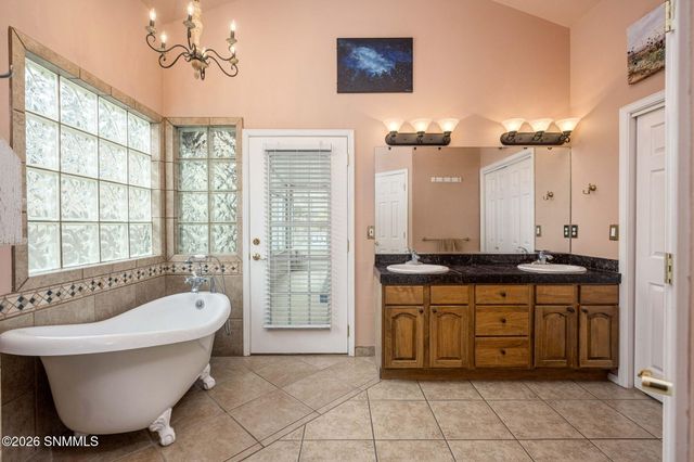 1178 Warm Springs Lane, Las Cruces, NM 88011