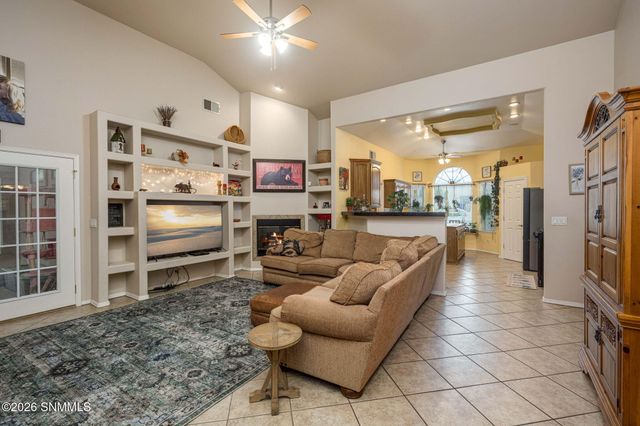 1178 Warm Springs Lane, Las Cruces, NM 88011