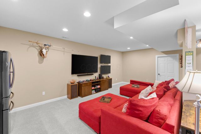 9553 Alder Glen Court, Dublin, OH 43017