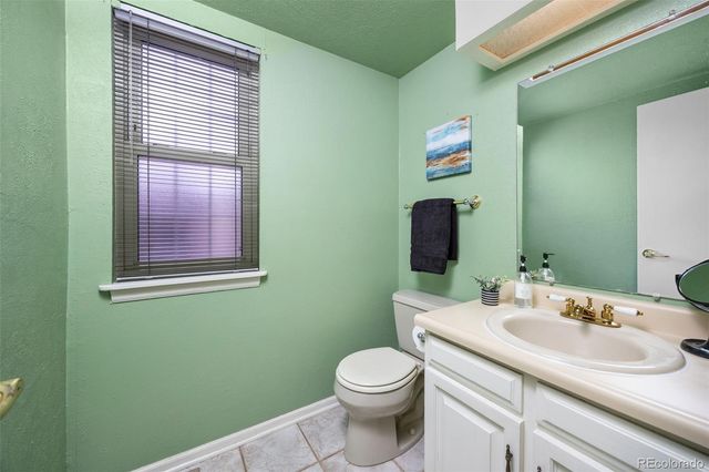 262 S Salem Court, Aurora, CO 80012