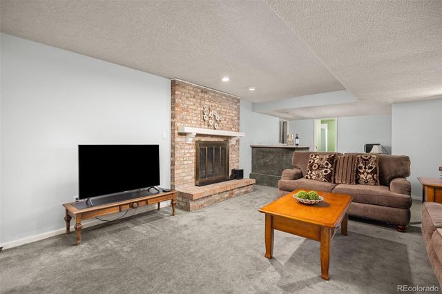 262 S Salem Court, Aurora, CO 80012