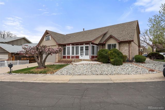 262 S Salem Court, Aurora, CO 80012