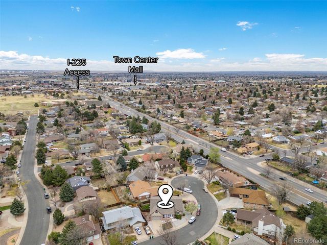 262 S Salem Court, Aurora, CO 80012