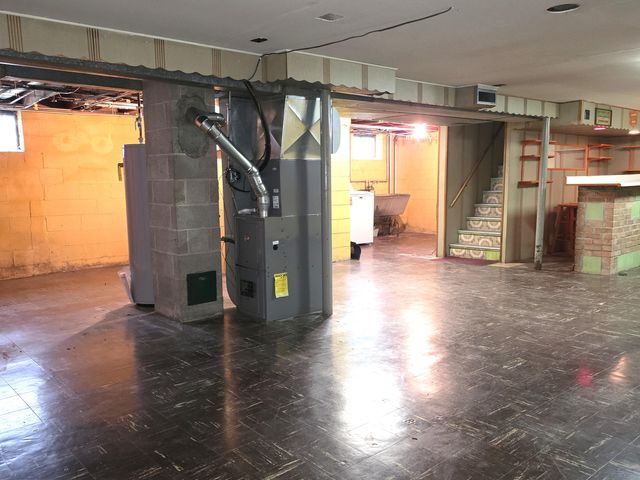 709 Porter Street, Gary, IN 46406