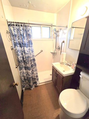 709 Porter Street, Gary, IN 46406