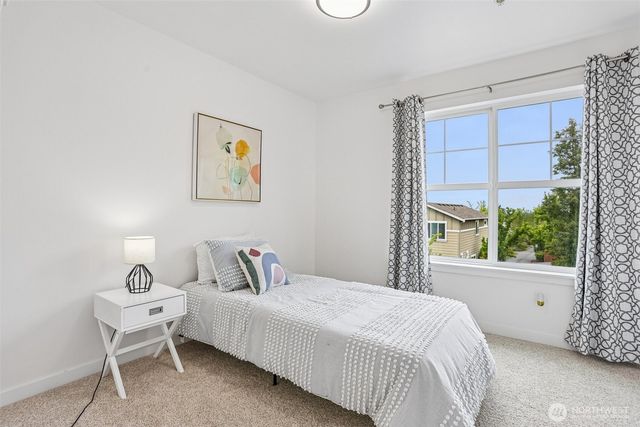 2460 NE Park Drive, Issaquah, WA 98028