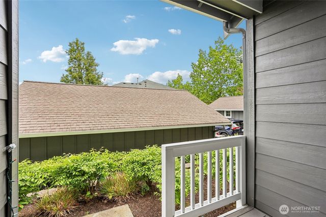 2460 NE Park Drive, Issaquah, WA 98028