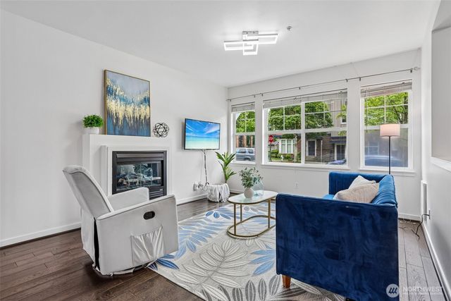 2460 NE Park Drive, Issaquah, WA 98028