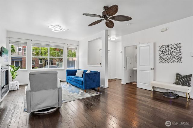 2460 NE Park Drive, Issaquah, WA 98028