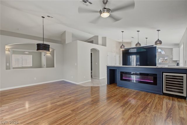 1705 Eagle Feather Street, Las Vegas, NV 89128