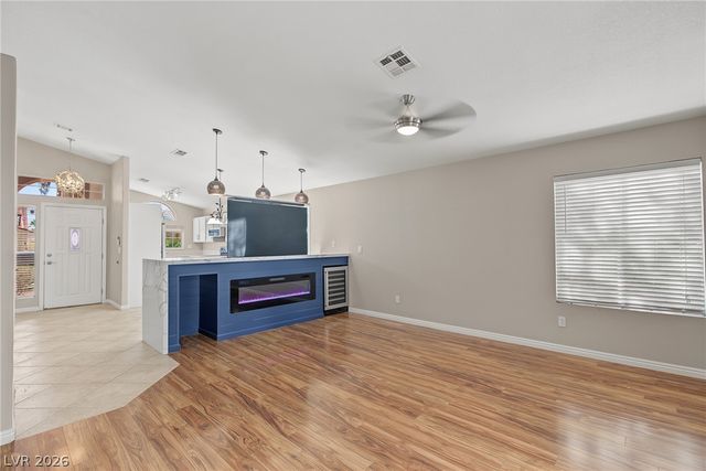 1705 Eagle Feather Street, Las Vegas, NV 89128