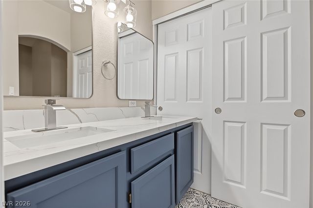 1705 Eagle Feather Street, Las Vegas, NV 89128
