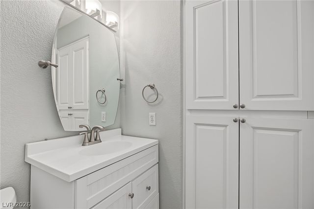 1705 Eagle Feather Street, Las Vegas, NV 89128