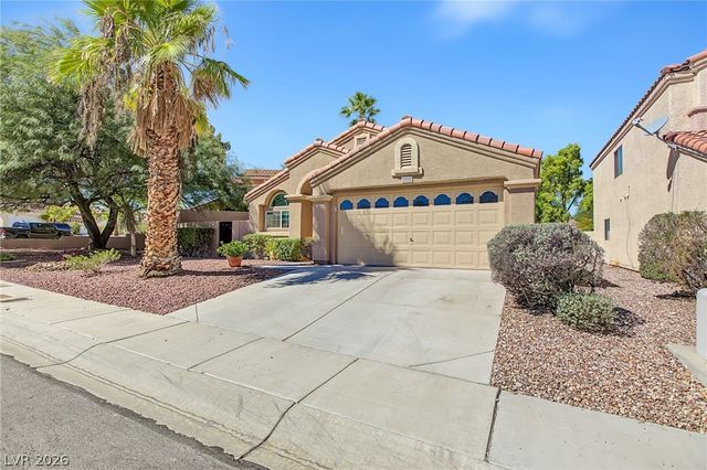 1705 Eagle Feather Street, Las Vegas, NV 89128