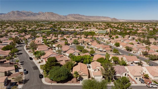 1705 Eagle Feather Street, Las Vegas, NV 89128