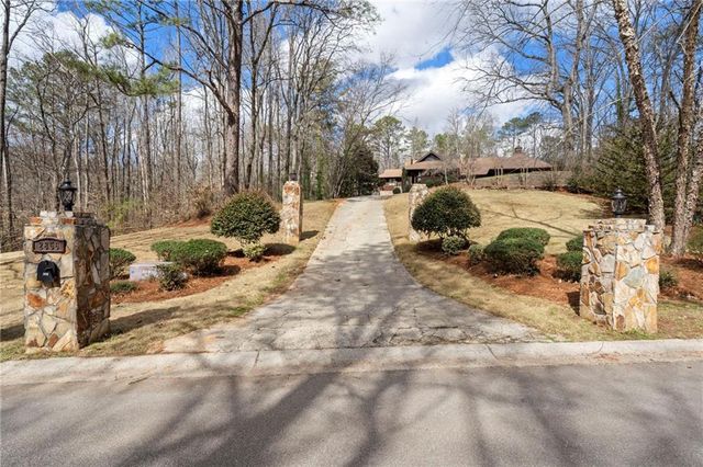 2856 JAN Drive, Douglasville, GA 30135