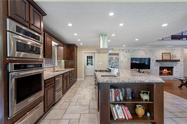 2856 JAN Drive, Douglasville, GA 30135