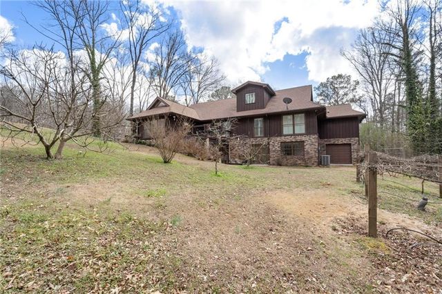 2856 JAN Drive, Douglasville, GA 30135