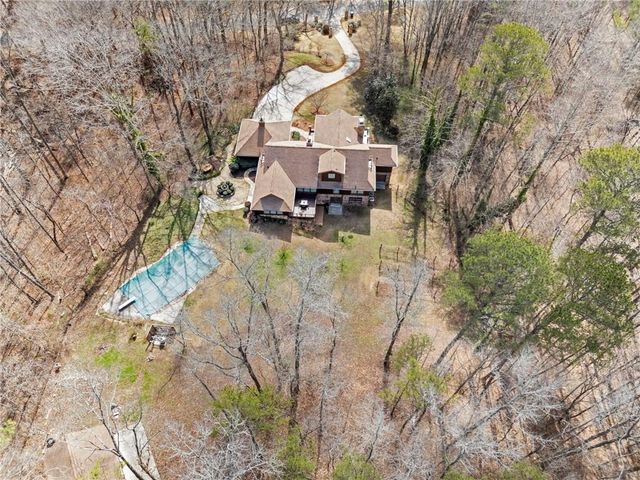 2856 JAN Drive, Douglasville, GA 30135