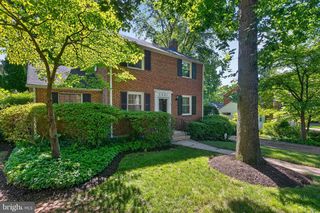 2631 WOODLEY PL, Falls Church, VA 22046