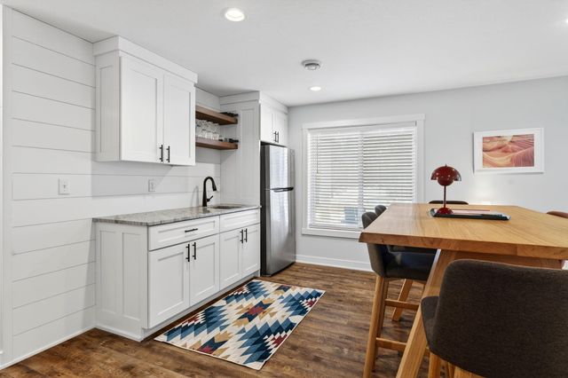 1819 31st Street SW, Rochester, MN 55902