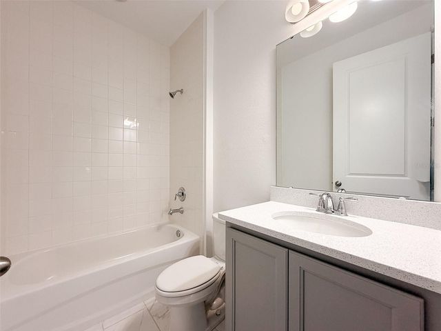 2114 DERWENT DRIVE, Davenport, FL 33896