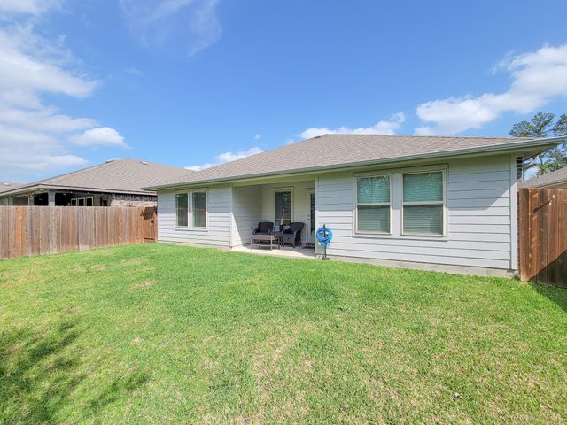 2326 Strong Horse Drive, Conroe, TX 77301