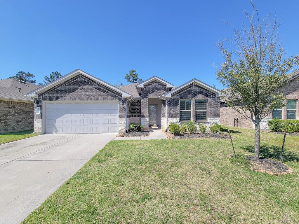2326 Strong Horse Drive, Conroe, TX 77301