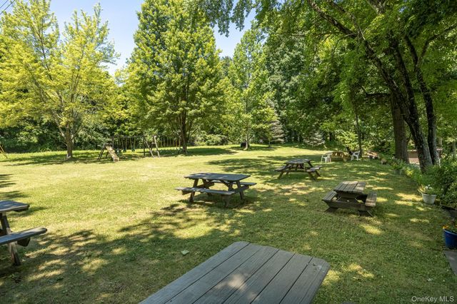 404 Sepasco Center Street, Rhinebeck, NY 12572