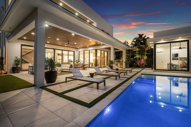 400 NE 4TH Street, Boca Raton, FL 33432