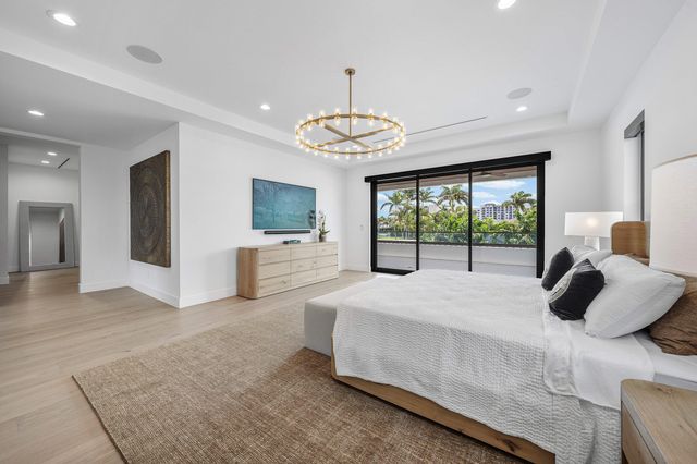 400 NE 4TH Street, Boca Raton, FL 33432