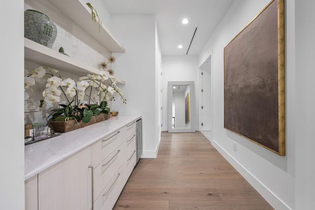 400 NE 4TH Street, Boca Raton, FL 33432