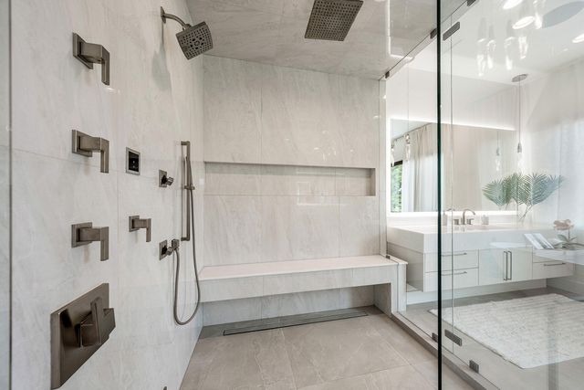 400 NE 4TH Street, Boca Raton, FL 33432