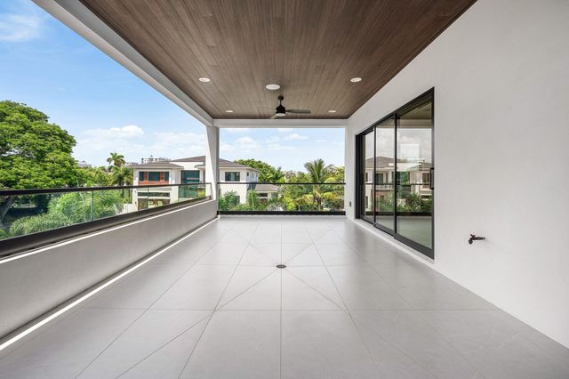 400 NE 4TH Street, Boca Raton, FL 33432