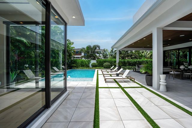 400 NE 4TH Street, Boca Raton, FL 33432
