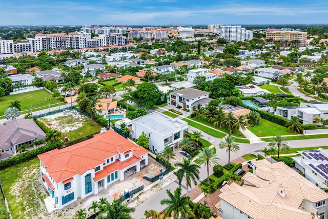 400 NE 4TH Street, Boca Raton, FL 33432
