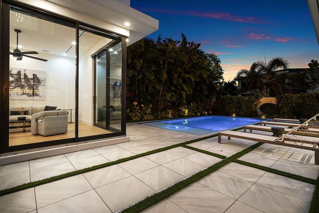 400 NE 4TH Street, Boca Raton, FL 33432