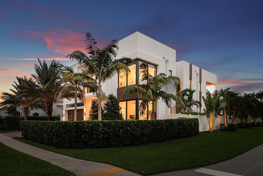 400 NE 4TH Street, Boca Raton, FL 33432