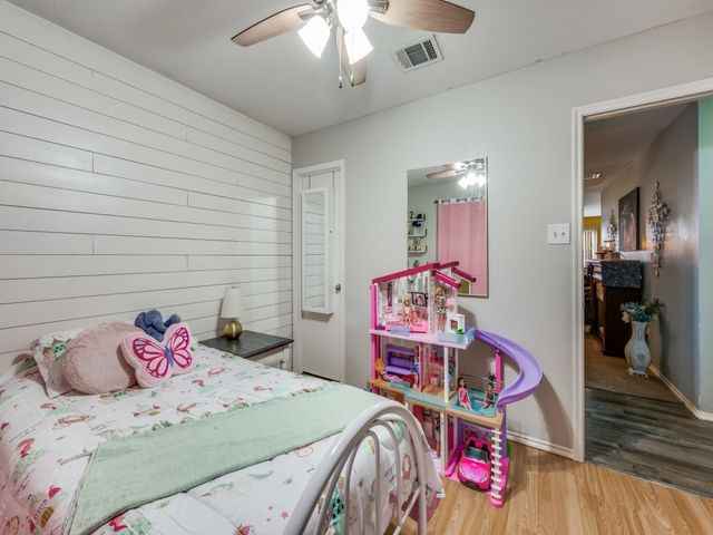 163 Jefferson Drive, Venus, TX 76084