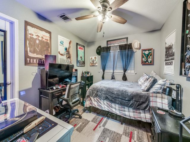 163 Jefferson Drive, Venus, TX 76084