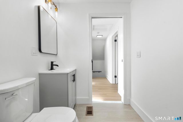 553 Birdseye Street, Stratford, CT 06615