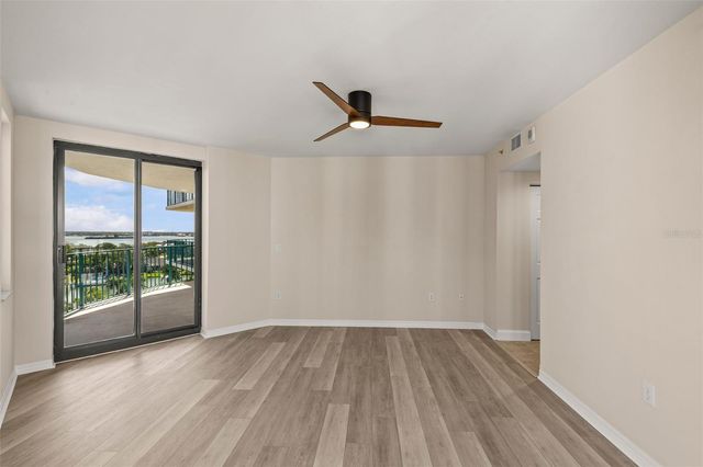 670 ISLAND WAY 800, Clearwater Beach, FL 33767