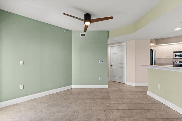 670 ISLAND WAY 800, Clearwater Beach, FL 33767